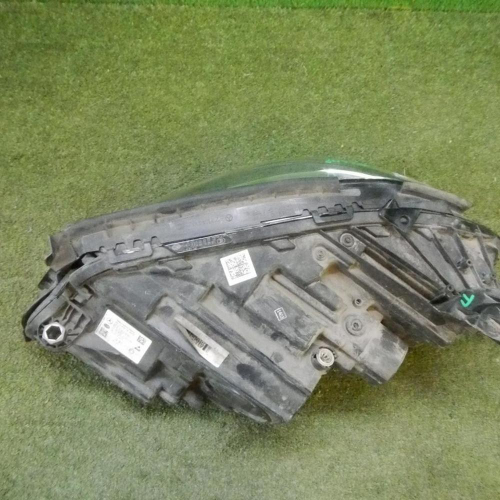 Фара правая Mercedes E W213 (2016-2021) LED