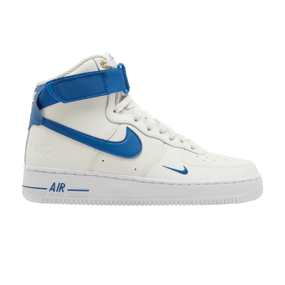 Кроссовки Nike Air Force 1 Se 40 40 (Женская размерная сетка)