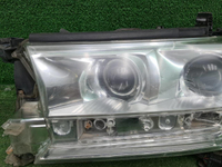 Битая Фара левая Toyota Land Cruiser 200 15-21 LED