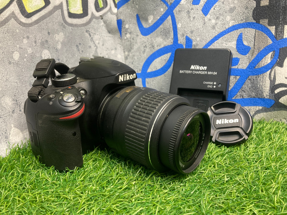 Nikon D3200 kit 18-55mm 3.5-5.6G VR 5000 кадров
