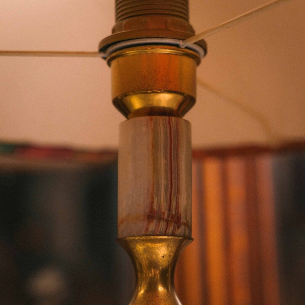 Настольная лампа из мрамора и латуни