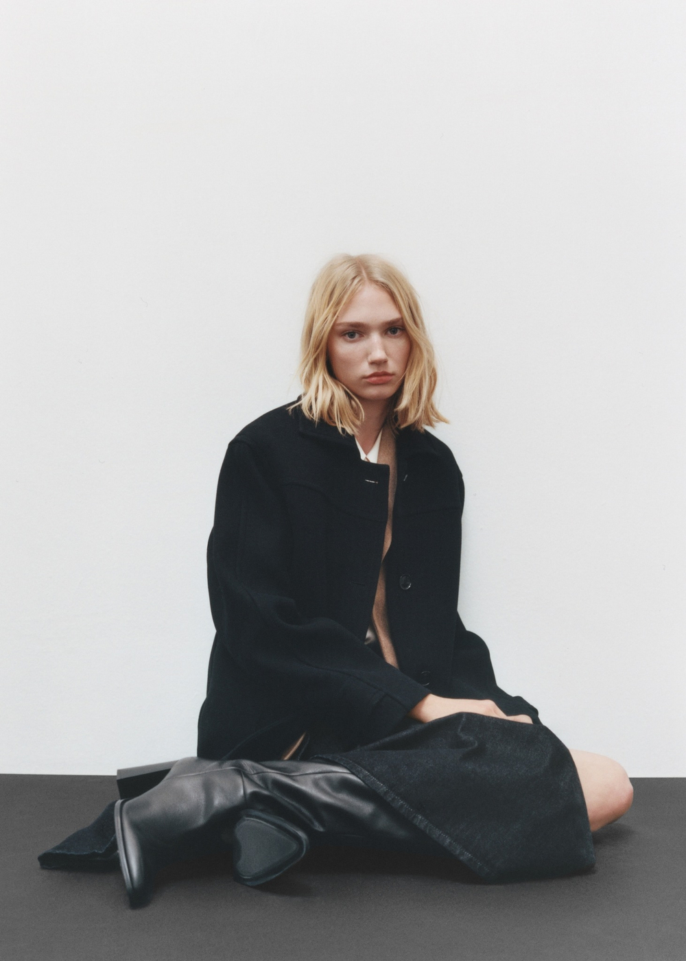 MANGO Шерстяное пальто, черный