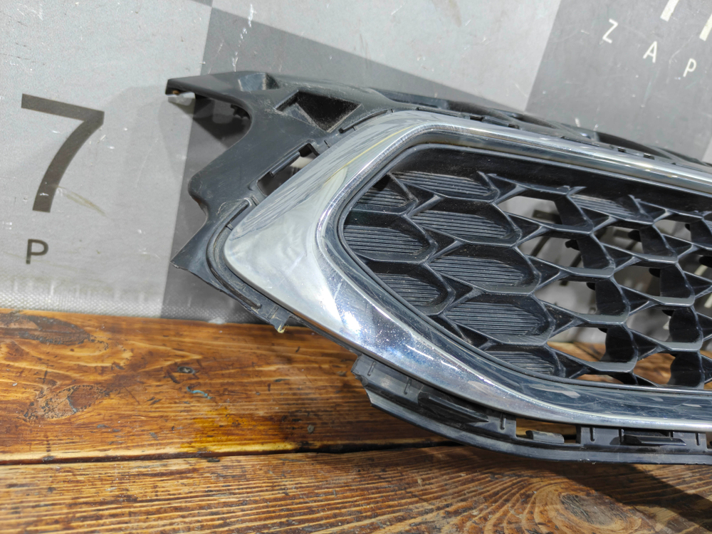 Решетка радиатора Kia Ceed 3 (CD) 18-21 Б/У Оригинал 86350J7010