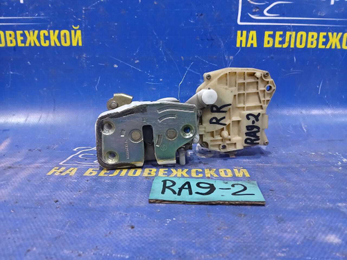 Замок двери задней правой Honda ODYSSEY 2002