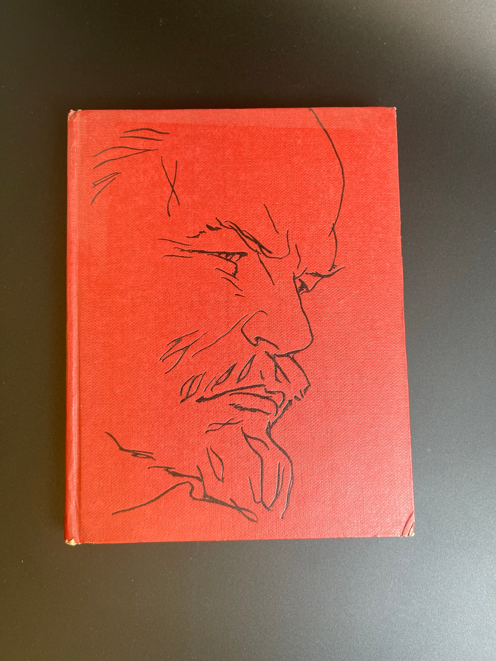 Книга В дальний путь. Повесть и рассказы о Ленине. С. Антонов в 1969 год СССР