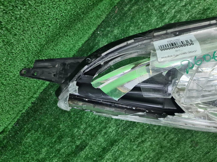 Битая Фара правая Suzuki Swift 4 (2011-2013) галоген