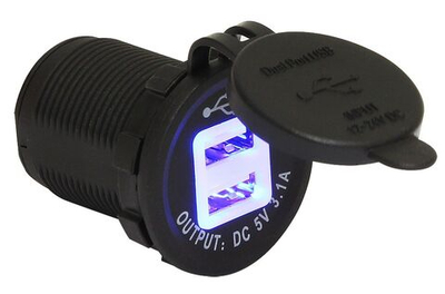 Гнездо питания с USB-разъемами, 3,1 А, подсветка