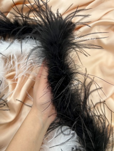 Боа страус 1 нить белое