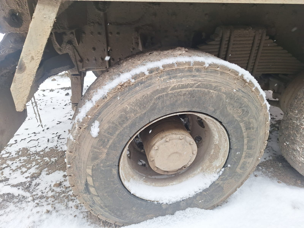 Shacman (Shaanxi) SX* 6x4 Седельный тягач SX42584V324 (Дизельный, 11,6 л, 423 л.с., МТ)