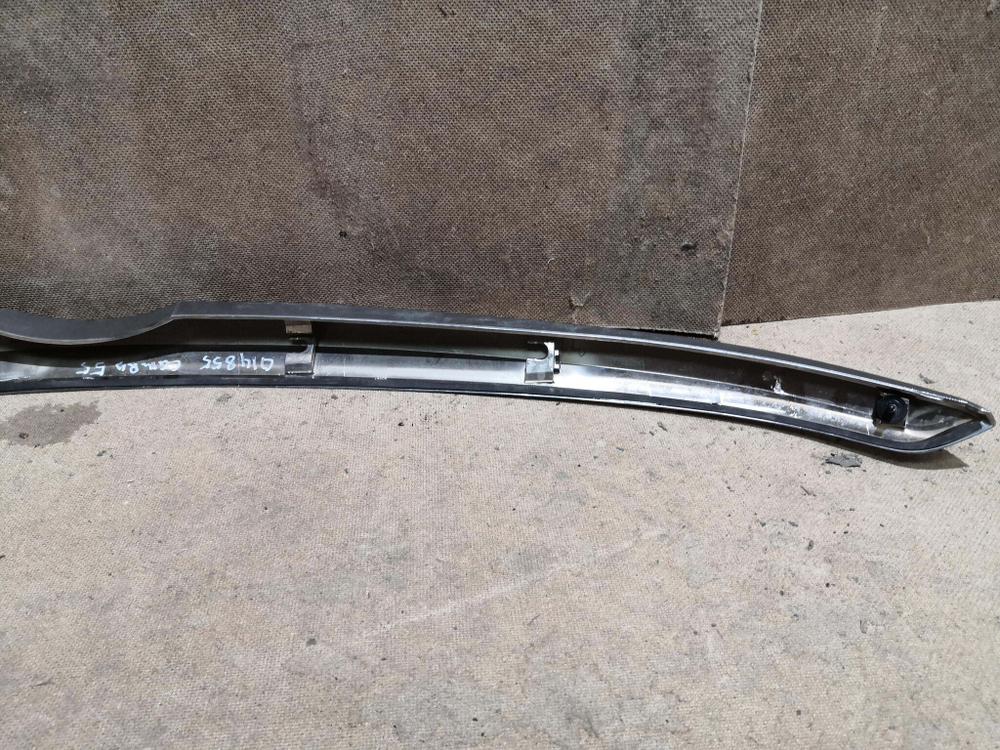 Накладка молдинг капота Toyota Camry (XV55) 14-18 Б/У Оригинал 7577133040