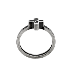 cross 'minus' ring