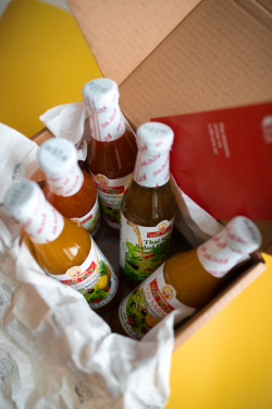 Набор соусов APICO BOX №8"Ассорти тайских соусов", подарочный набор MAE PLOY 5 шт, Новогодний подарок