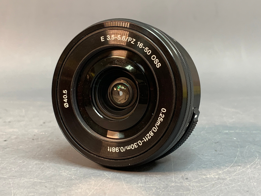 Sony ZV-E10 Kit 16-50mm 560 кадров