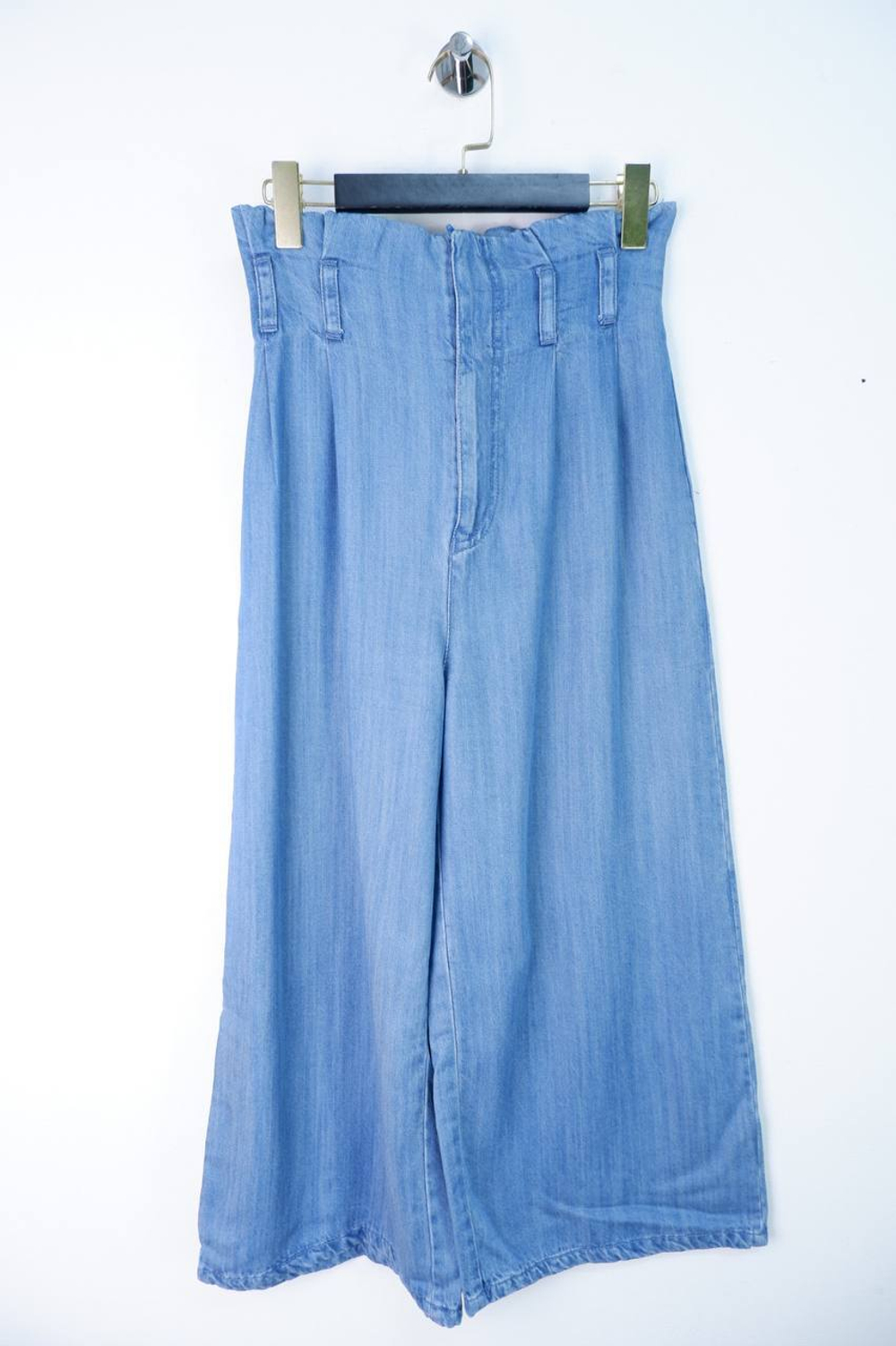 Джинсы-палаццо Bershka модные, маркировка М, визуально 46 размер