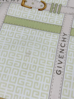 Платок Givenchy с зелёной каймой