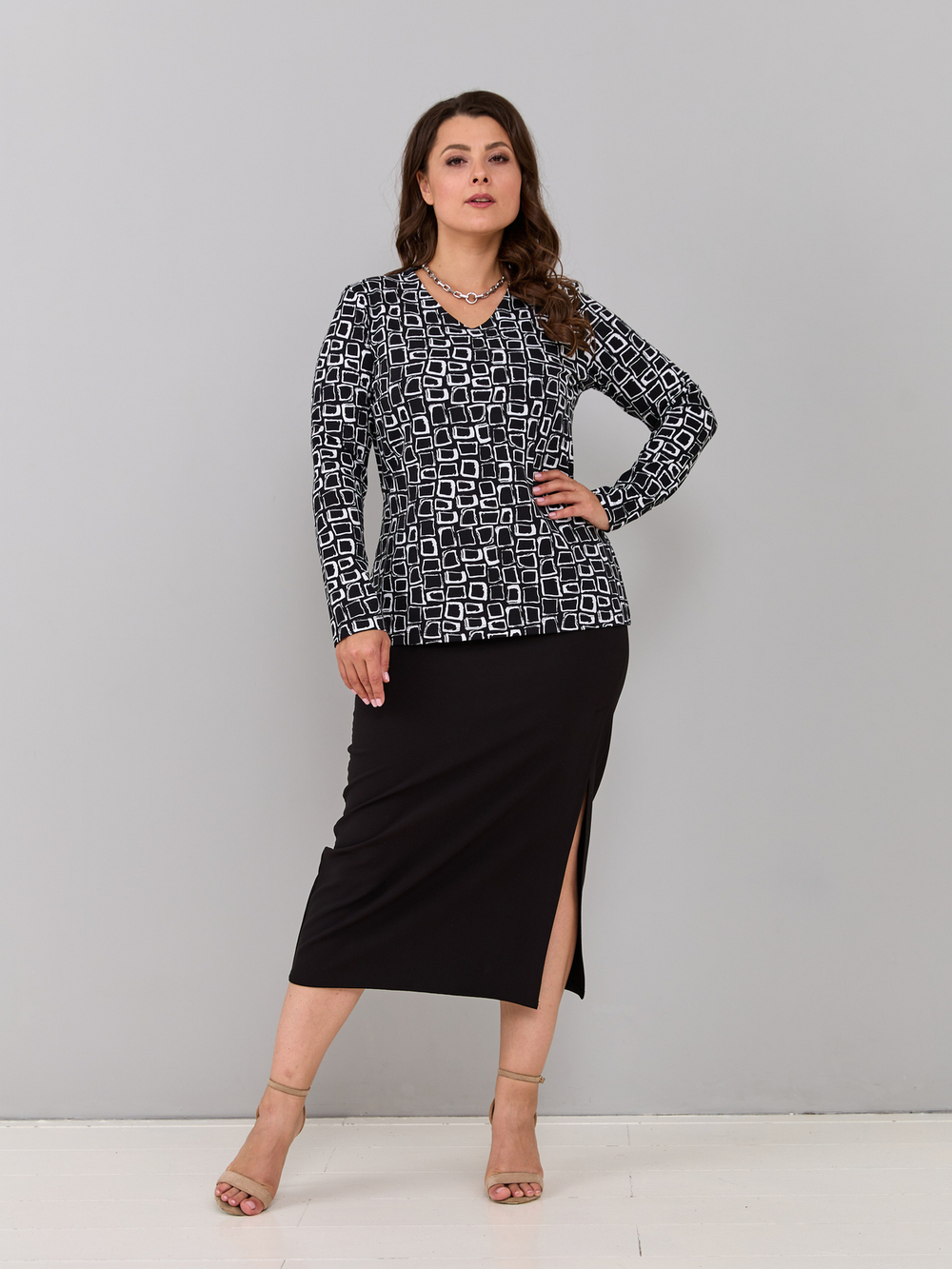 Лонгслив ЛНкл-080/черный-квадратбелый