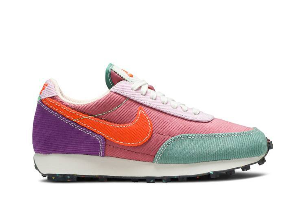 Кроссовки Nike Daybreak Desert Berry (Женская размерная сетка)