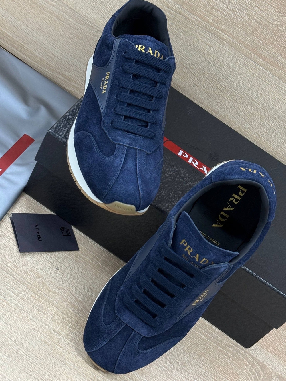 Кроссовки Prada