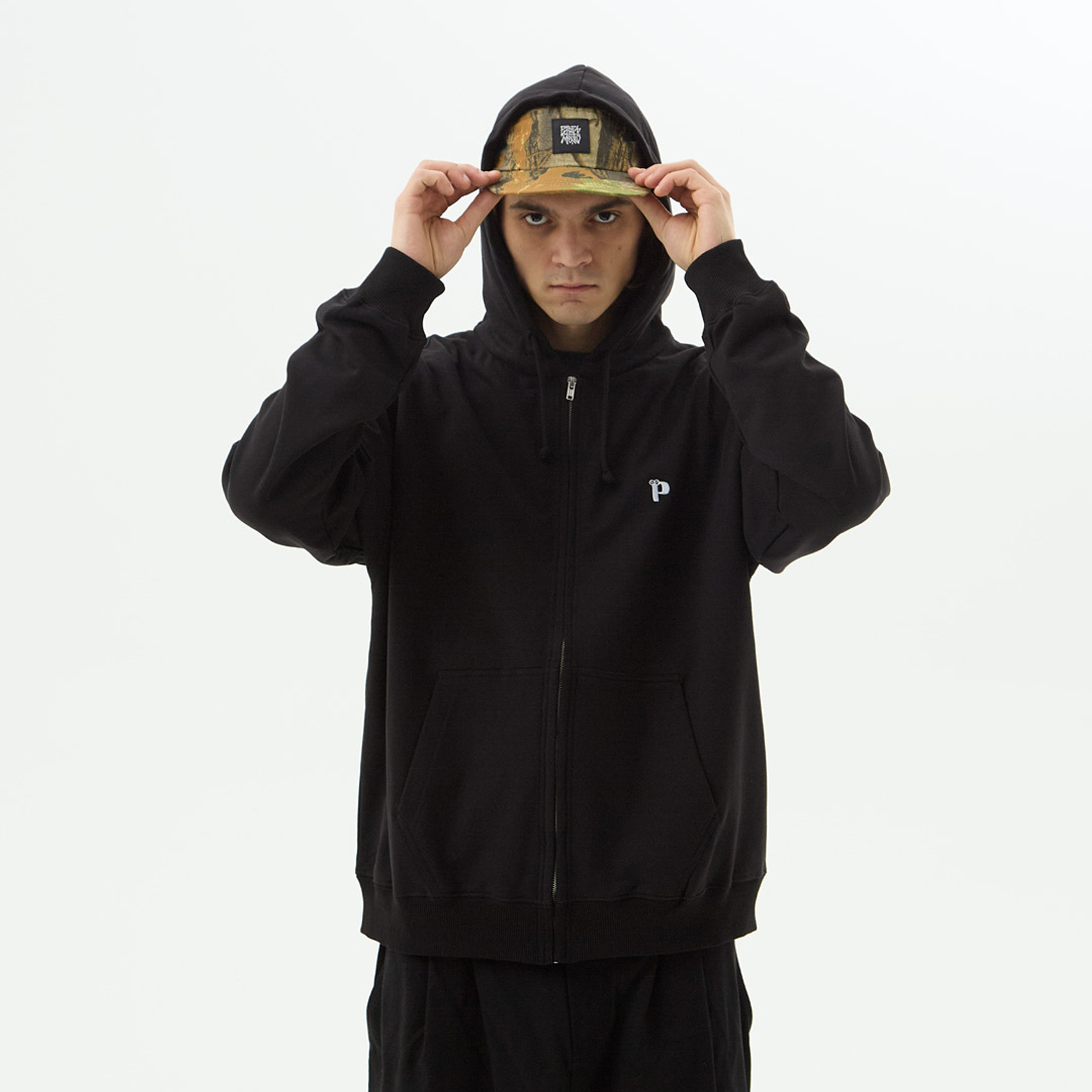 Худи Postaments P Logo LW Zip (black) артикул: - купить в магазине Дайс