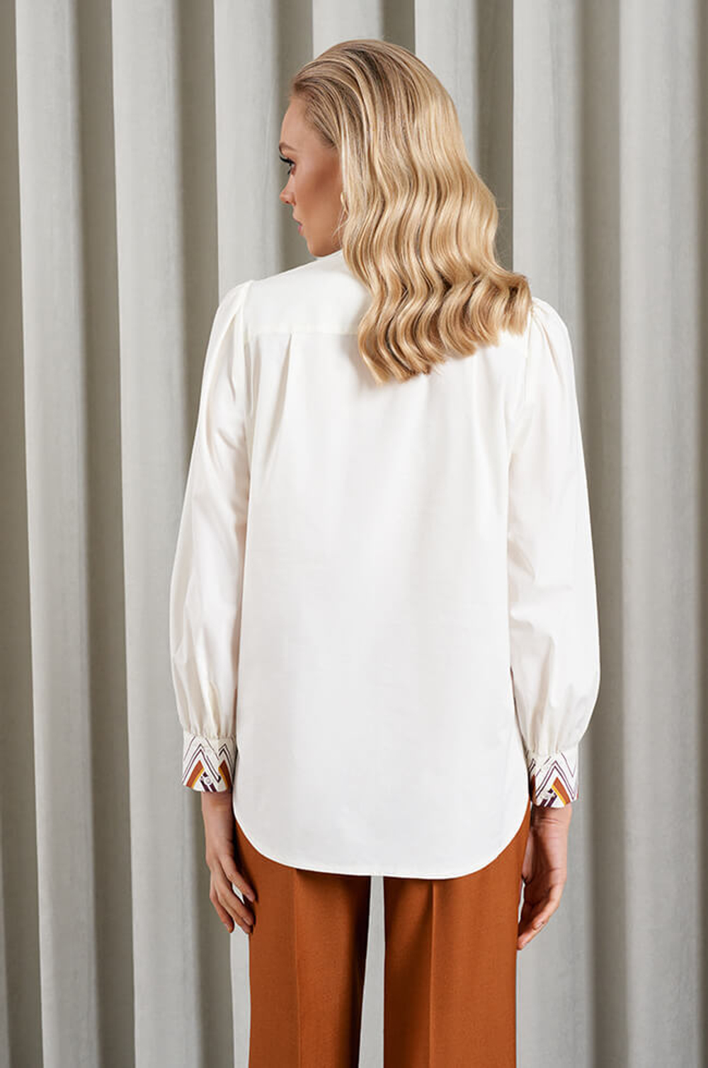 22912 Блузка женская (молочный)