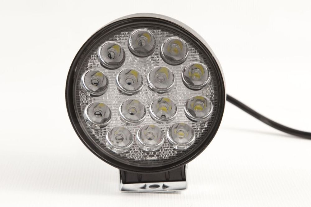 Фара светодиодная дополнительная 14 LED 42W 12-24V (круг) 80*80*25 дальний (GrandeLight)