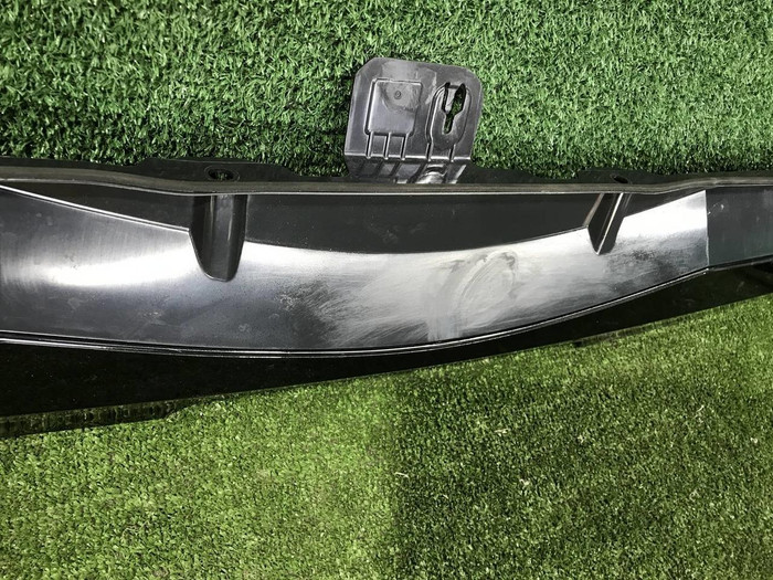 Кронштейн спойлера багажника BMW X1 F48 (15-22)