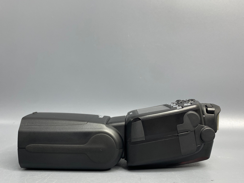 Canon Speedlite 600EX-RT