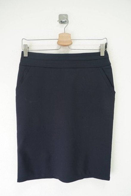 Юбка классическая 44 размер