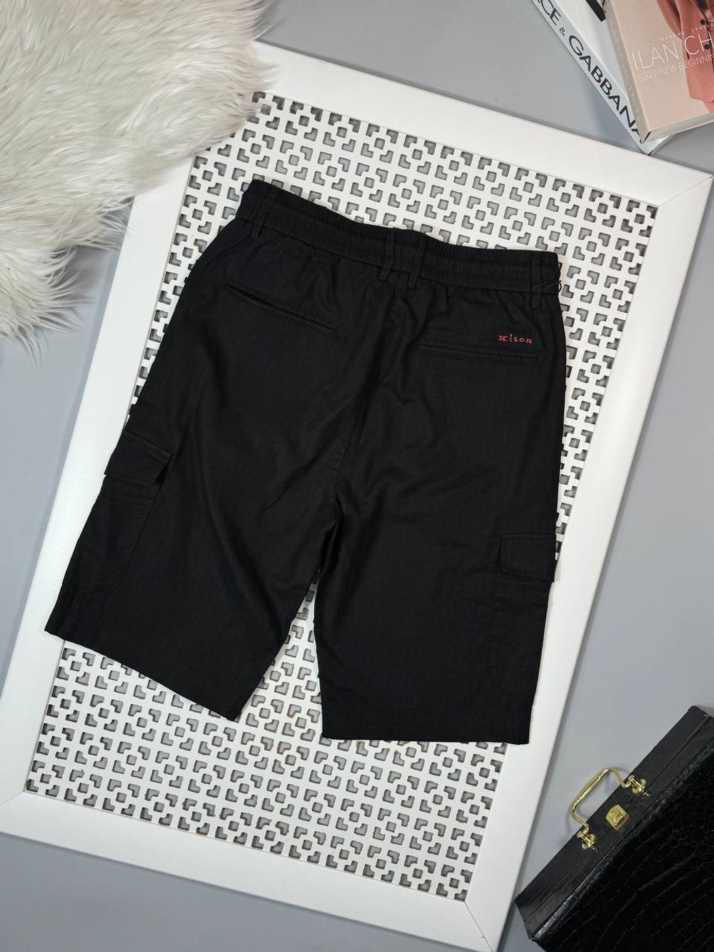 Льняные шорты Kiton