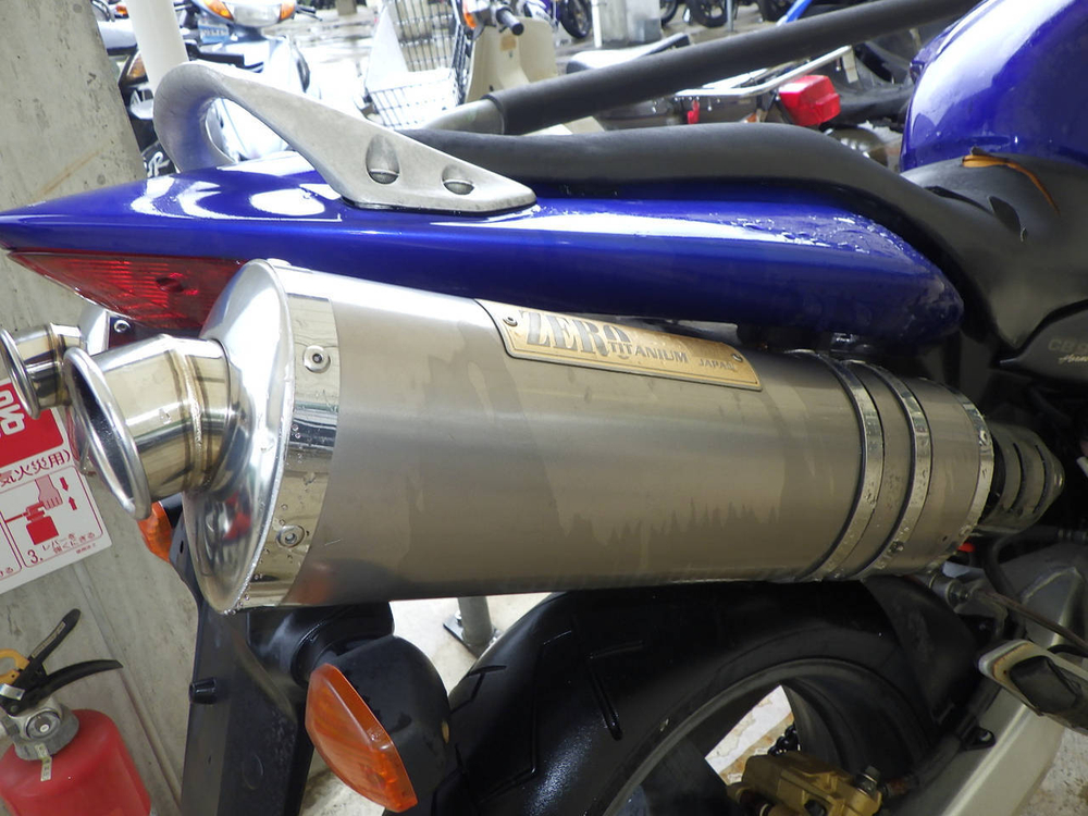 Honda CB900F Hornet , 2002