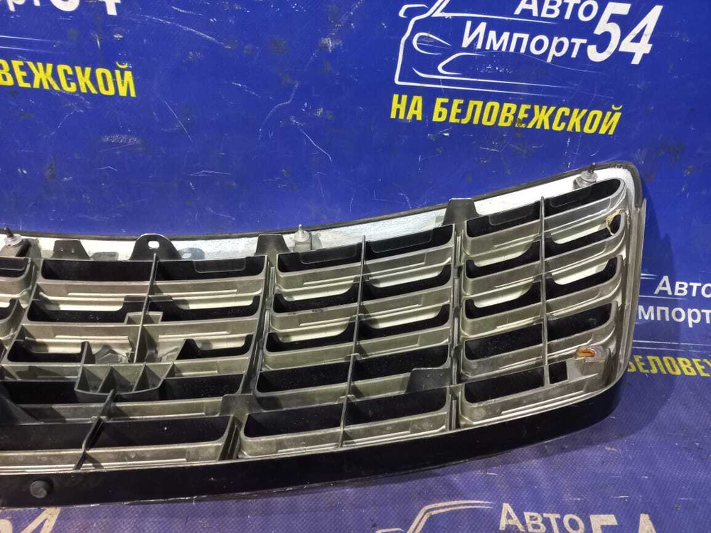 Решетка радиатора TOYOTA CROWN 2004