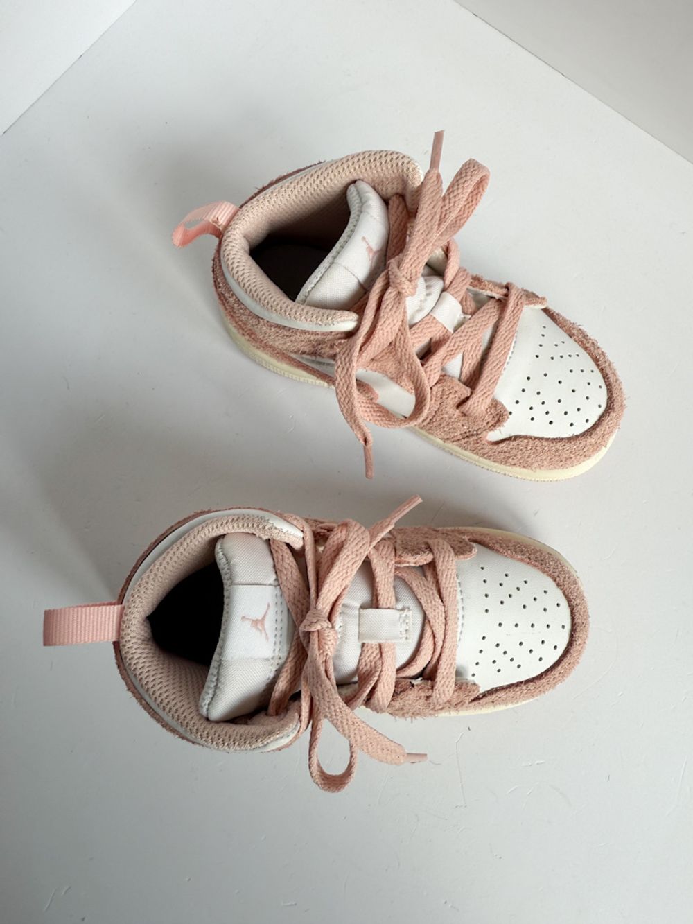 Комбинированные кроссовки Nike Air Jordan, 25