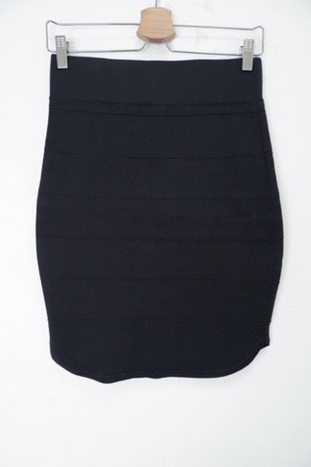 Юбка Ostin оригинальная 46 размер