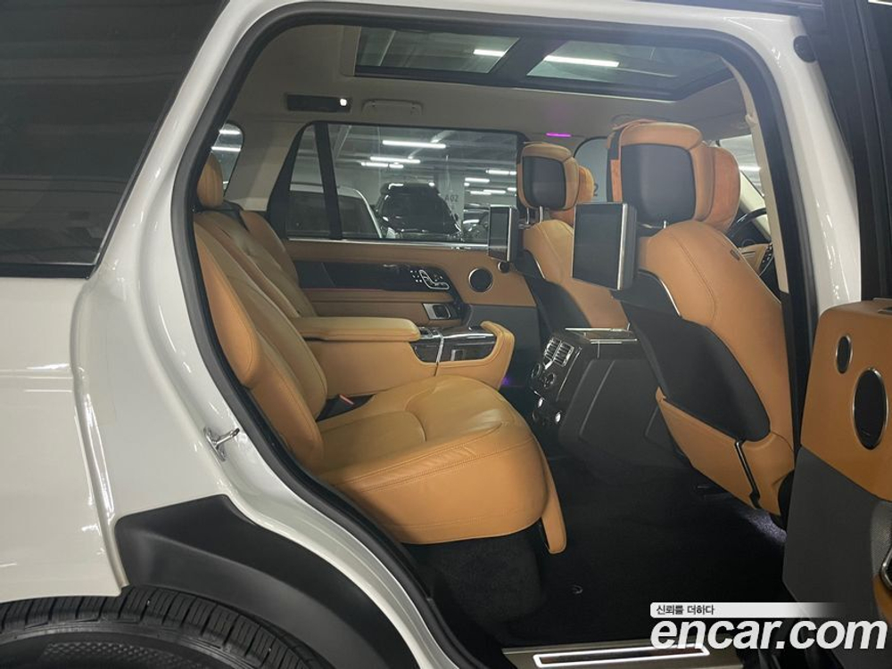 Land Rover Range Rover 4 Generation 4.4 SDV8 AB LWB Дизель (08.2019)