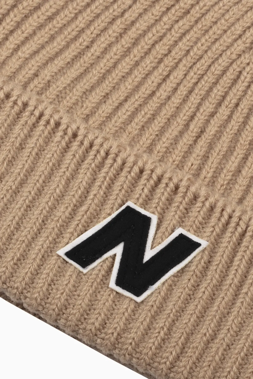 Шапка New Balance Winter Watchman - бежевый