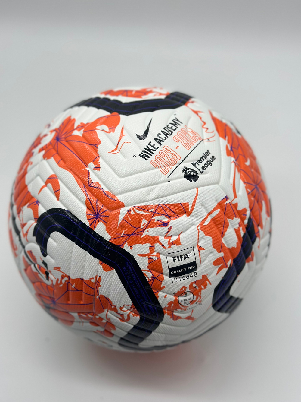 Футбольный мяч Nike Academy Premier League (2023-2024)