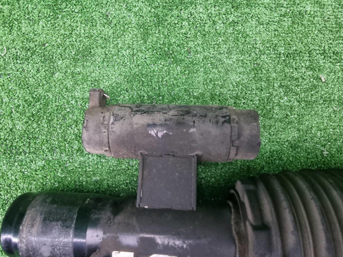 Стойка пневматическая левая BMW 7er G12 (15-22)