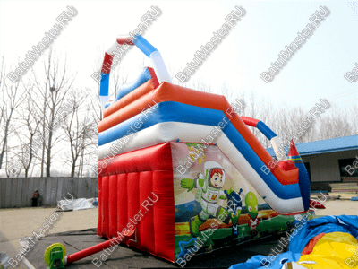 Коммерческий надувной батут "Новая ракета" 6*4.5*6 м