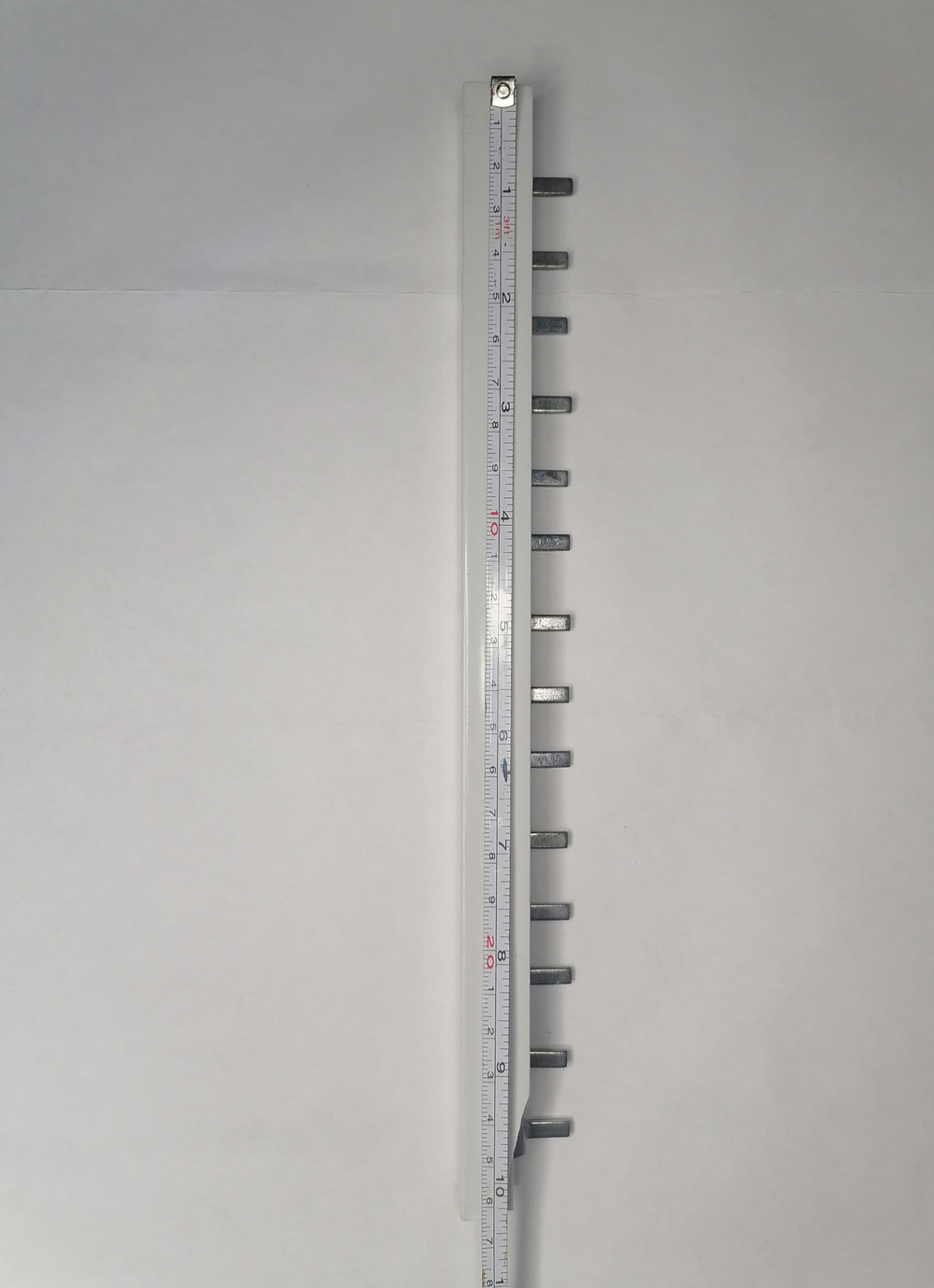 Отрезок шина 3ф 25см для 4автоматов 3п. шина фазная гребенка