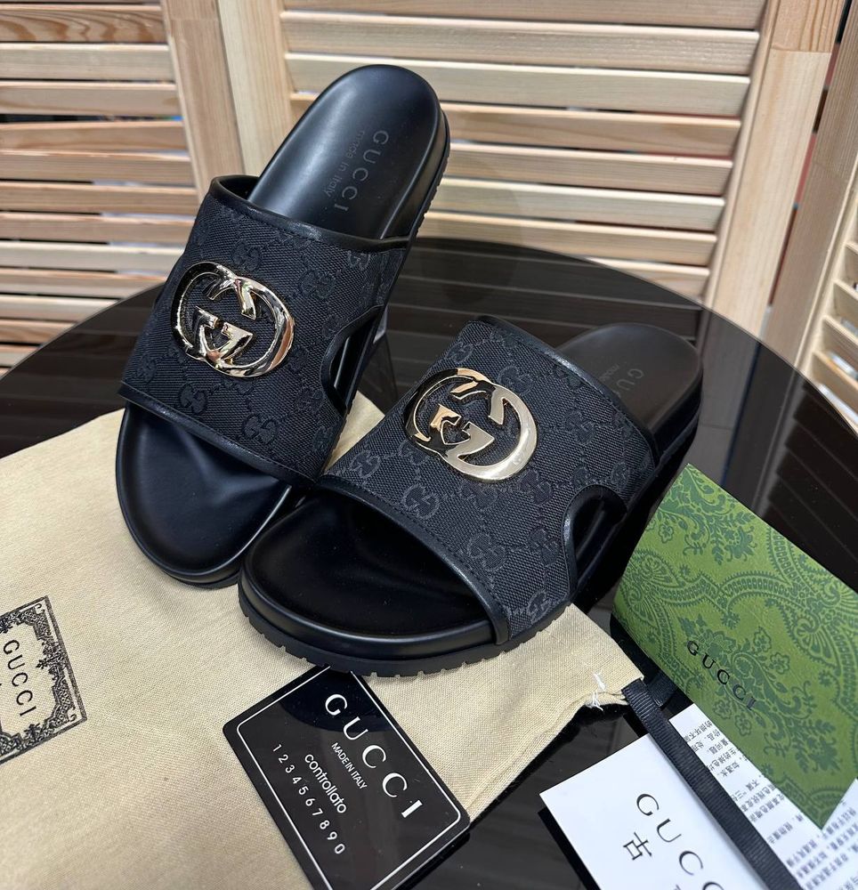Шлепанцы Gucci