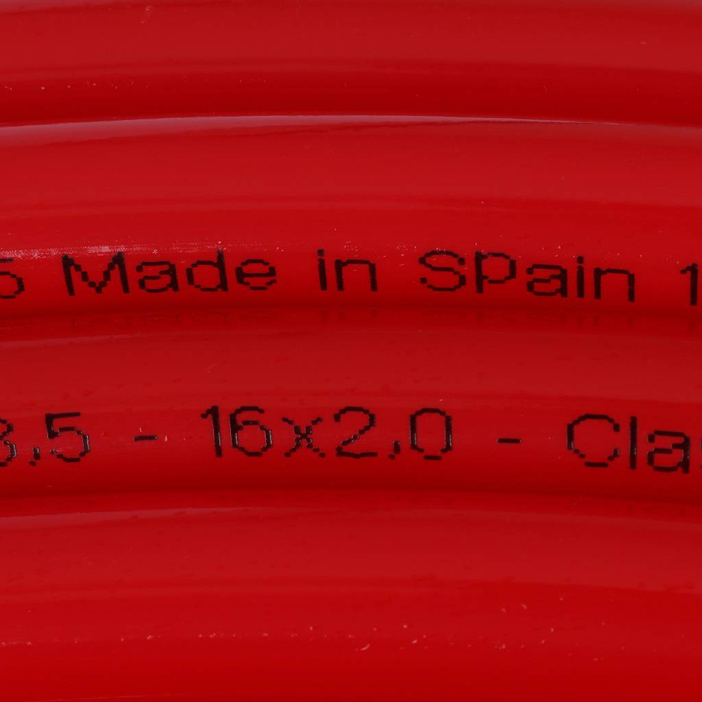 Труба 16х2,0 STOUT PEX-A из сшитого полиэтилена с кислородным слоем, красная. Бухта 200м.