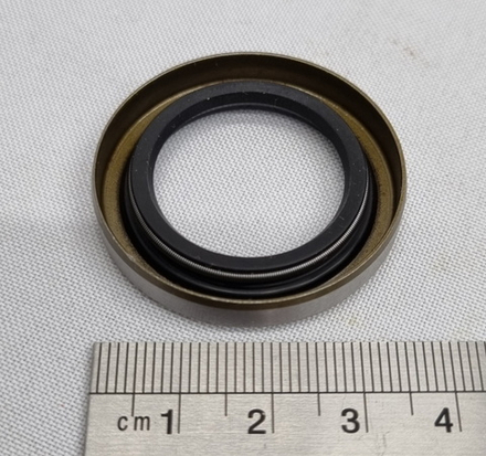 Манжета приводного вала SP40