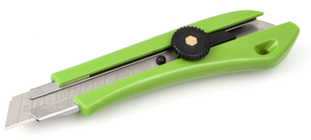 Нож со сменным лезвием, пластиковый корпус 18мм "Дело Техники" (10/120) 261211