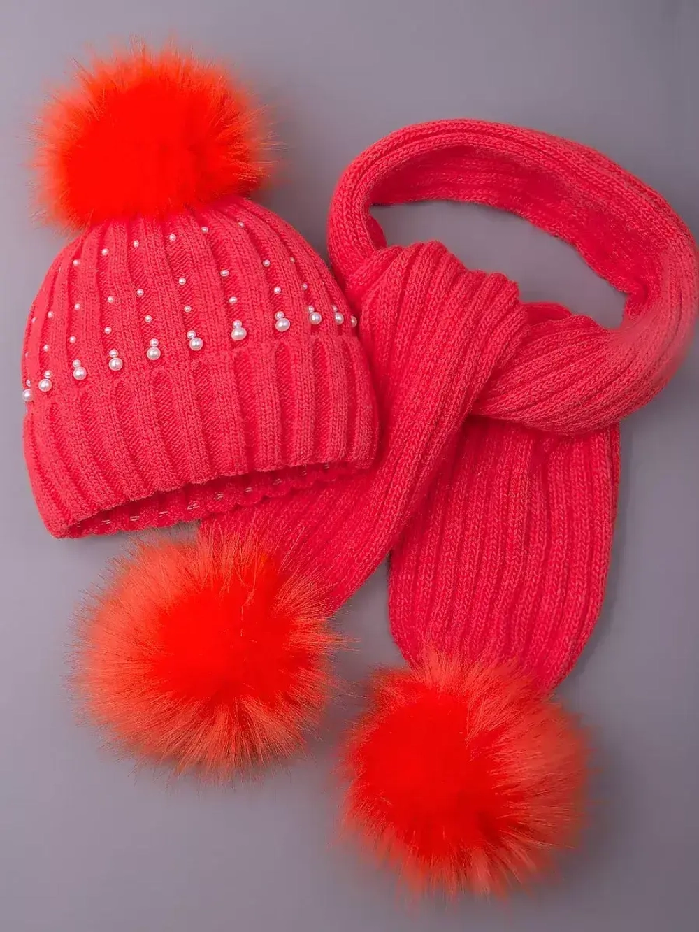 Шапка для девочки зимняя вязаная и шарф