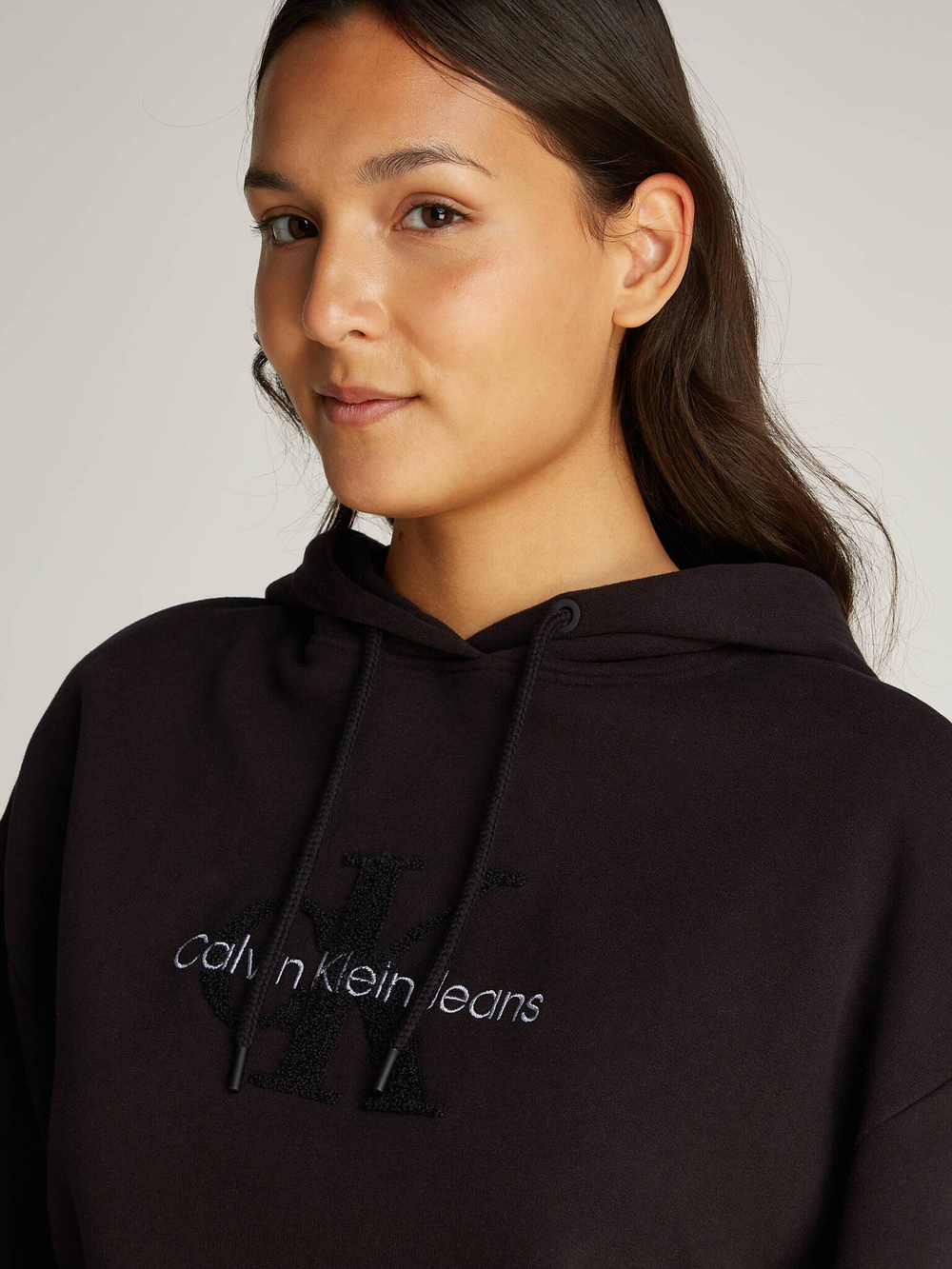 Худи CHENILLE CALVIN KLEIN JEANS - черный(J20J224170)