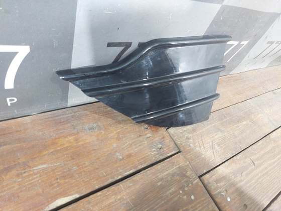 Накладка ПТФ левая Ford Kuga 2 (CBS) 12-16 Б/У  DV4517K947A