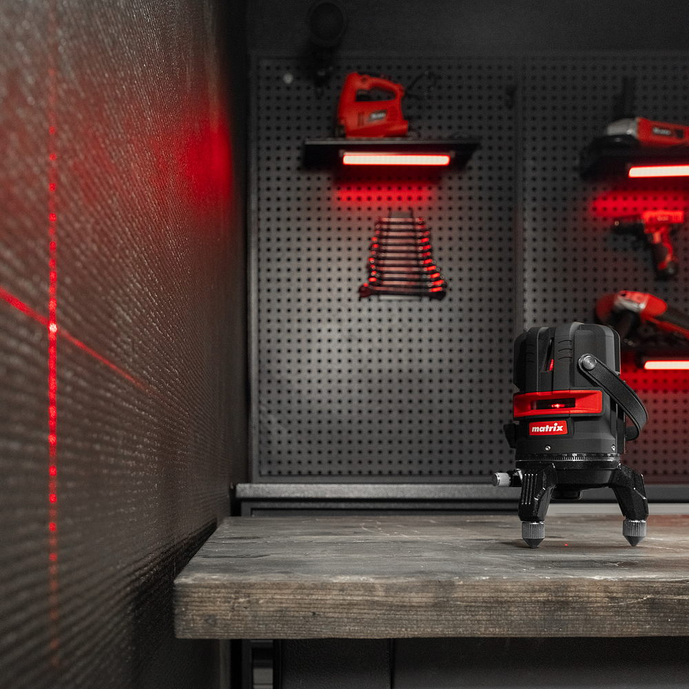 Лазерный уровень ML 05 Red, 20 м, 635 нм, резьба 5/8"// Matrix