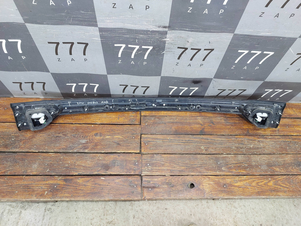 Фонарь задний центральный с дефектом Chery Tiggo 7 Pro Max 22-нв Б/У Оригинал 605000568AA