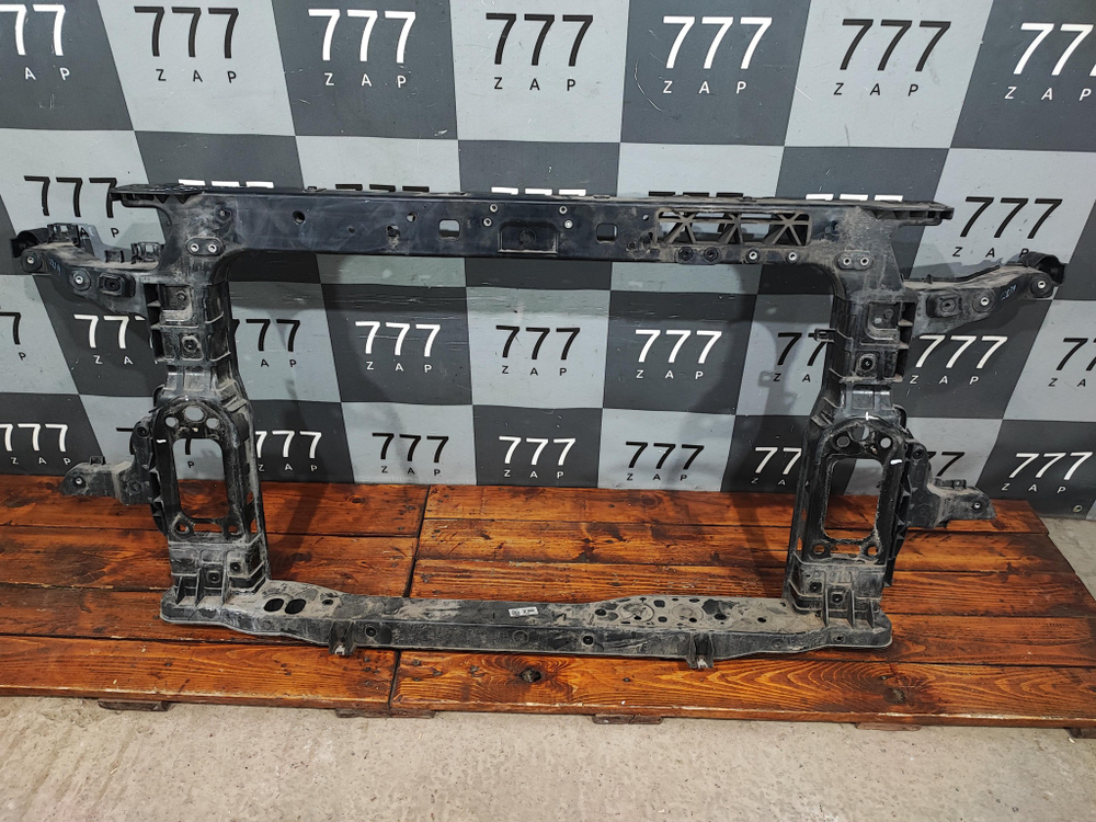 Панель передняя Hyundai Santa Fe 4 (TM) 18-20 Б/У Оригинал 64101S1000