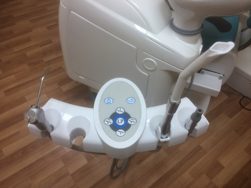 Стоматологическая установка Helmut Brandt 2200